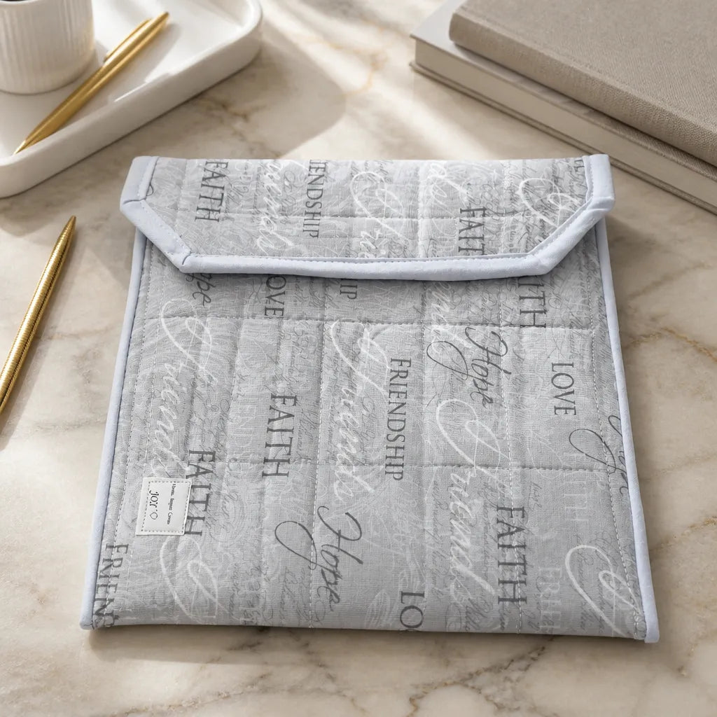 Laptop sleeve