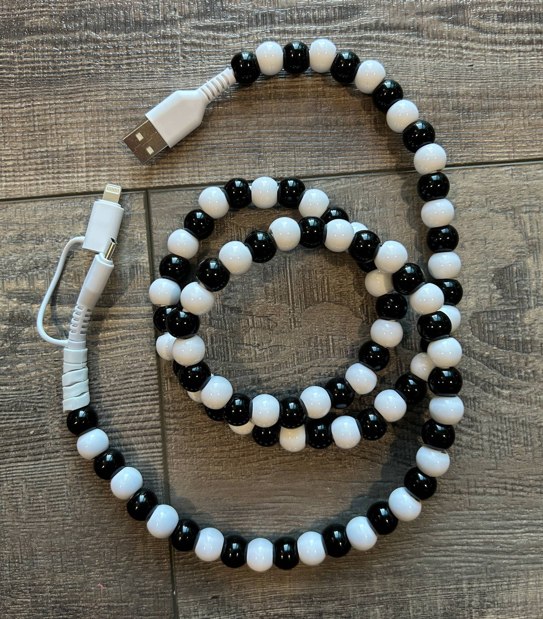 Black and White Beaded Phone Charger with Lightning & USB-C Cable