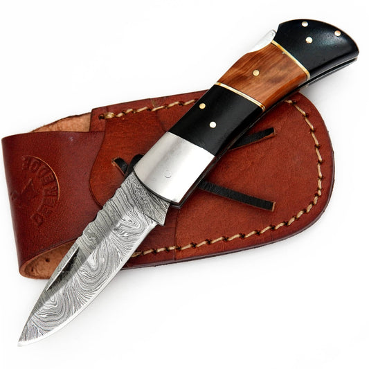 Damascus steel blade pocket knife with Leather Case for men